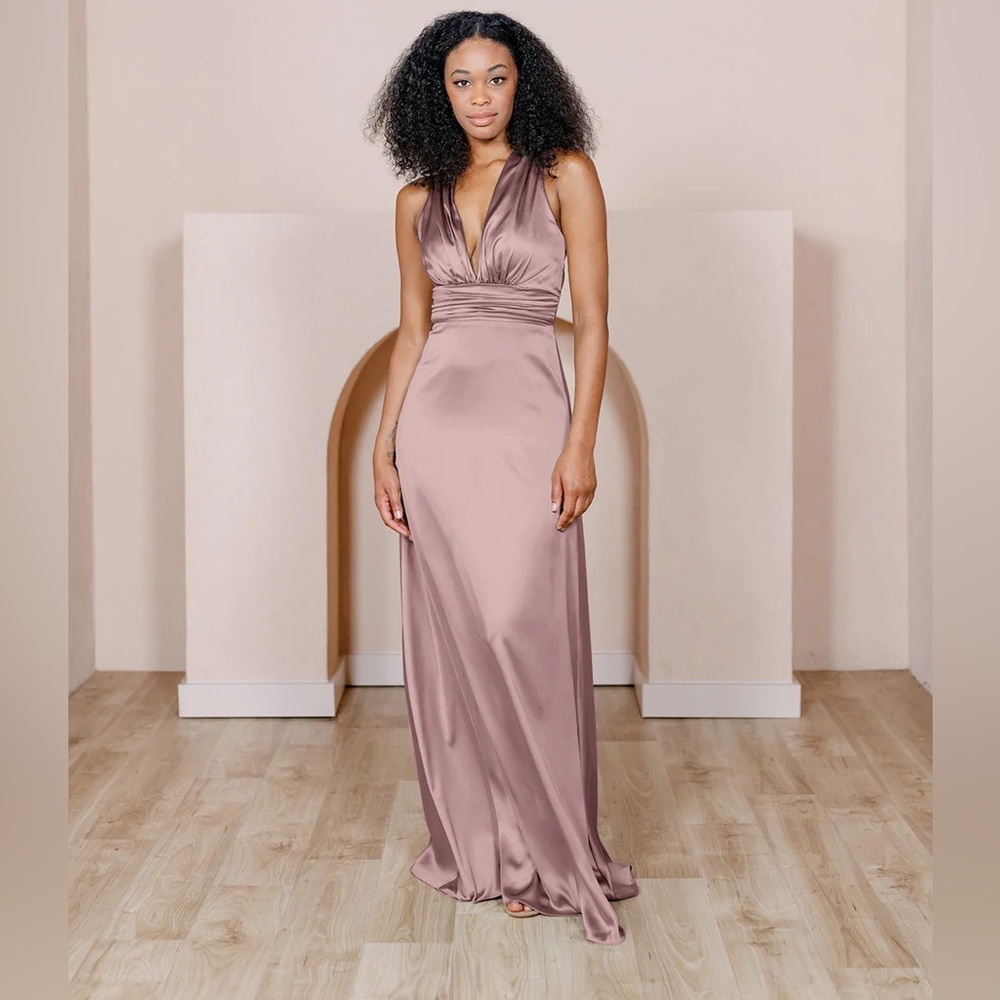 Reverly Dylan Satin Dress in Rose Quartz